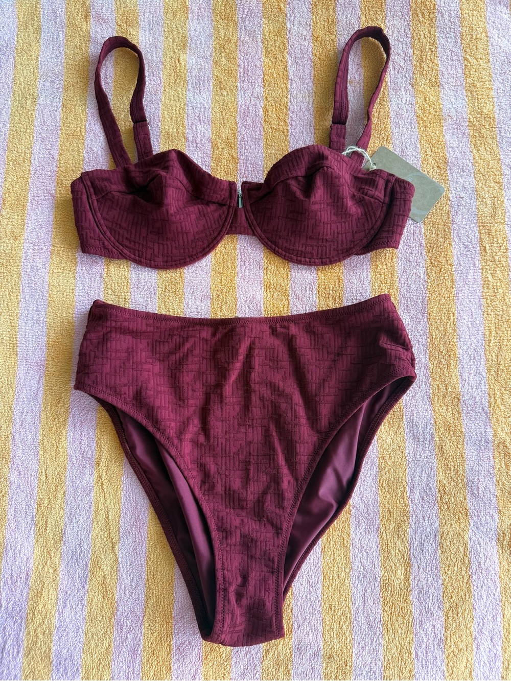 NWT 🍇 BERLOOK High-Waist textured Burgundy Bikini Set size L - Picture 2 of 11